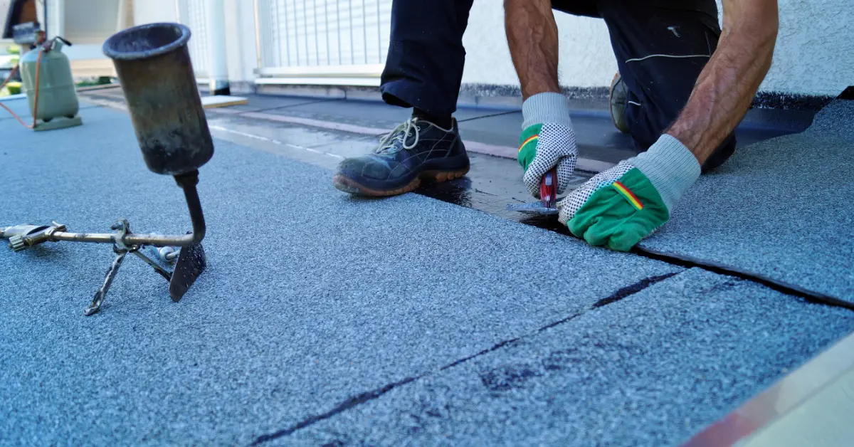 How to Felt a Flat Roof 3 Felt Flat Roof